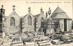 Guimiliau CPA L'eglise et le calvaire