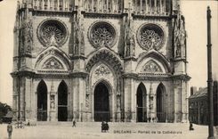 Orleans CPA Gate of the cathedral