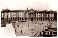 Toulouse CPA Facade du capitole