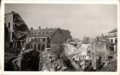 Real photo Cheap bombardee (militaria)