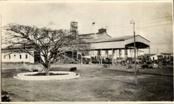 Real photo Closes (nonlocalized)