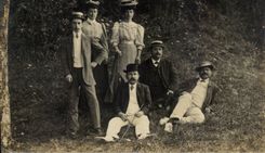 Real photo Men and women (folklore costume imagination)