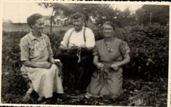 Real photo Women and couple