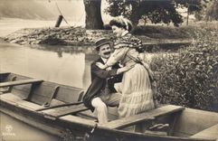 Fantaisie - Couple - bateau - CPA 