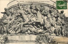 Low Troyes CPA relief of the Monument of the children Paddle To overcome it or die! by Alfred Boucher