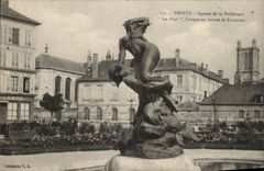 Troyes CPA Square of the Prefecture the Suchetet Abduction bronzes August 7th 1914