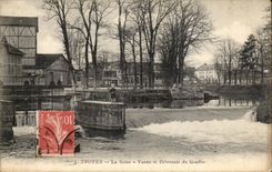 TRoyes CPA the Seine Winnows and outfall of the pit