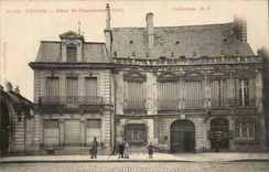 TRoyes CPA Hotel of Chapelaines (Dunand Pharmacy)
