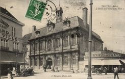 TRoyes CPA Town hall (automobile Coqueret confectionery)