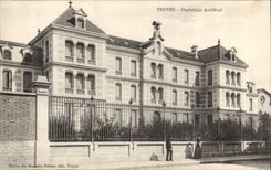 TRoyes CPA Audiffred Orphanage