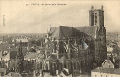 TRoyes CPA the bedside of the cathedral