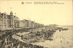 CPA Belgium Ostend View of the beach towards the De luxe hotel