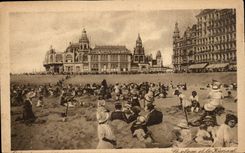 CPA Belgium Ostend the beach and Kursaal