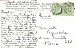 Grande Bretagne Great BRitain CPA Enfant Peinture Have a bite dear oiseau