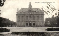 Perreux CPA the town hall
