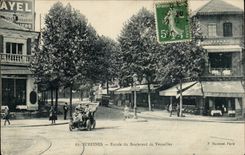 Suresnes CPA Eingang der Prachtstrasse von Versailles