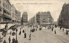 Lyon CPA Places Republic and Carnot Monument