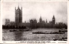 England - England - London - London - Houses off Parliment from the Thames - CPA