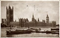 England - England - London - London House off The Parliment - CPA