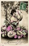 CPA Phantasie-gluckliche Frau Ostern (Osterei)