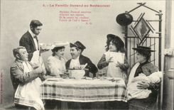 CPA Fantaisie humour La famille Durand au restaurant 