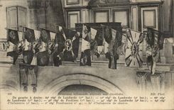 Paris 7 - Flag German demountings on Invalides - CPA