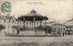 Toul - Place of the Republic - CPA