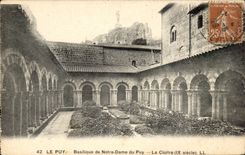 Le Puy CPA Basilique de Notre DAme du Puy Le cloitre