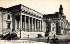 Tours CPA Palais de justice et le nouvel hotel de ville 