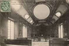 Tours CPA TRibunal de commerce SAlle d'audience (loi)