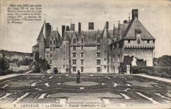 Langeais - Le Chateau - Facade Interieure - CPA 