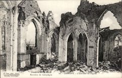 Umlagerungen Compiegne CPA Lassigny des Innenraums der Kirche