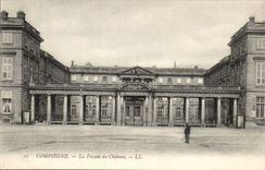 Compiegne CPA die Front des Schlosses
