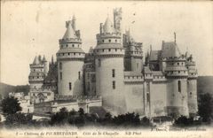 Pierrefonds cPA Schloss bemisst Wolbung