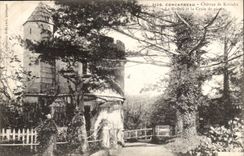 Concarneau CPA Castle of Keriolet the stone belfry and cross