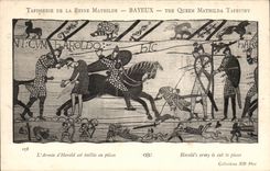 CPA Tapisserie der Konigin Mathilde Bayeux die Armee von Harold ist taillee in den Teilen