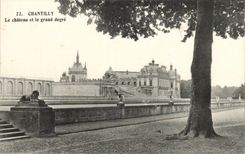Chantilly CPA Castle the castle and large the degree
