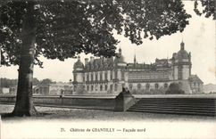 Castle of northern Chantilly CPA Frontage