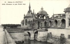 Castle of Chantilly CPA Roasts honor and bridge Michel Ange