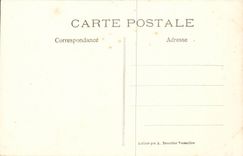 Castle of Chantilly CPA Statue of the constable Anne de Montmorency by P Dubois