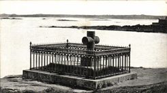 Saint malo CPA le tombeau de Chateaubriant