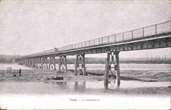 Vichy - La Passerelle - CPA 