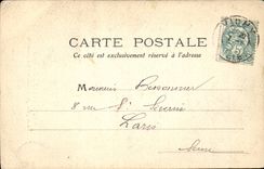 Vichy - L'Hopital - La Republique accueillant les vieillards - CPA 