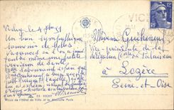 Vichy - Place de l'Hotel de Ville et la Nouvelle Parc - CPA 