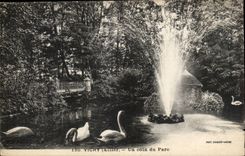 Vichy - Un Coin du Parc - CPA 