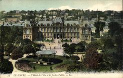 Le Havre CPA Town hall and public garden