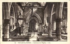 Weak Interior Roses CPA of the church