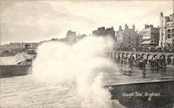 Grande Bretagne Great BRitain Brighthon CPA Rough sea