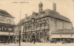 Troyes - the Town hall - CPA