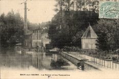 Bar on the Seine - the Seine and Tanneries CPA